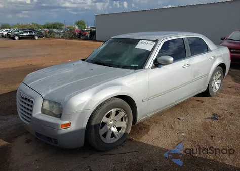 2006 Chrysler 300 Touring z USA, uszkodzony, nr VIN 2C3KA53G86H242782
